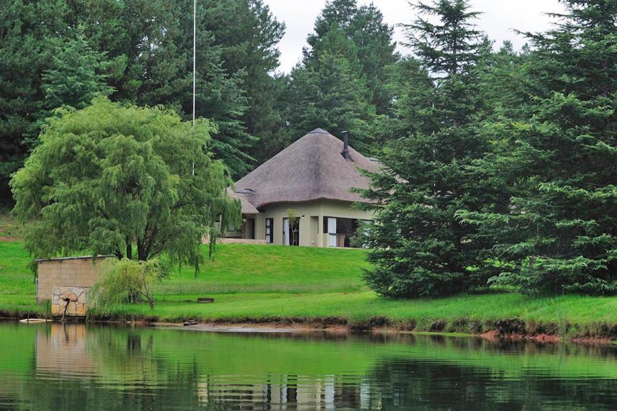 Castleburn Legacy Resort Drakensberg Garden Exterior foto